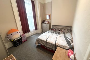 1 bed flat, North Road East, North Hill, Plymouth, PL46AS - Image 4